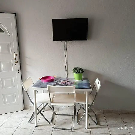 Apartment Kallithea Mare *