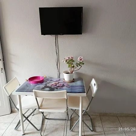 Kallithea Mare Apartment *